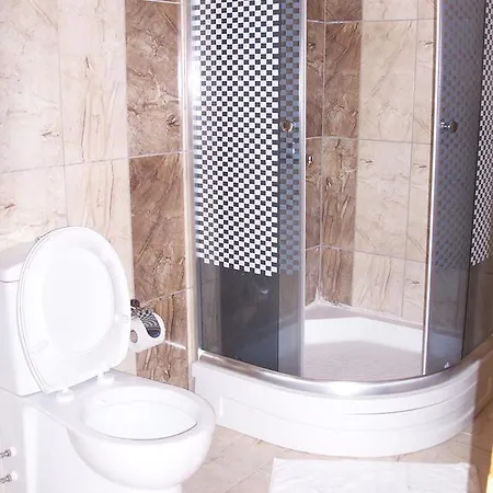 Naz Apartlari * Cirali